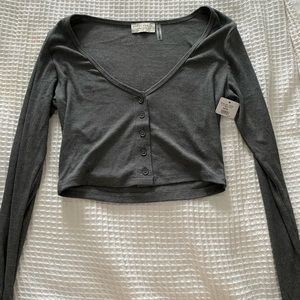 long sleeve crop top